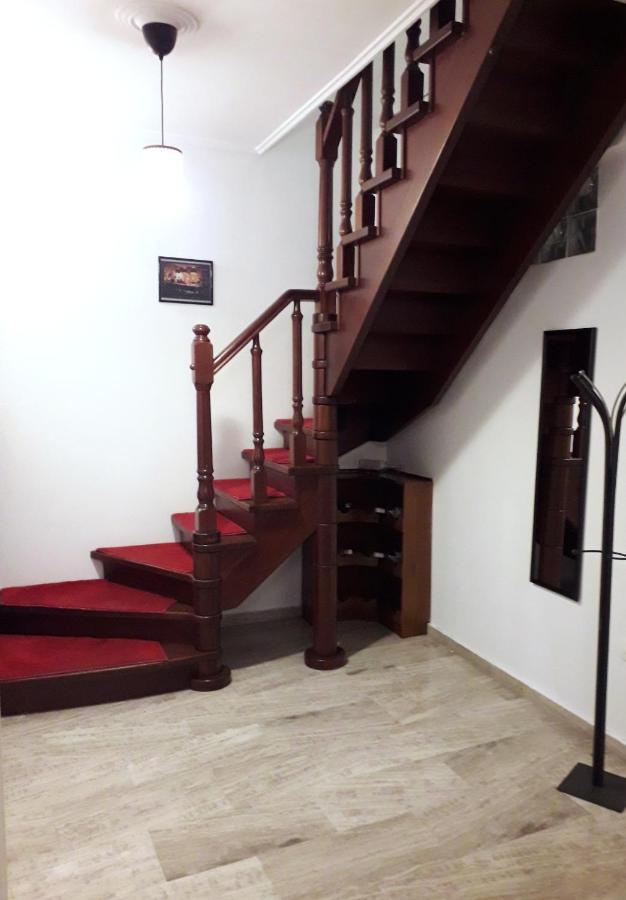 The Home Sweet Home - Family Friendly 2 Floor Apartment Kalamata Eksteriør billede